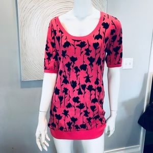 Hot Pink Floral Short-Sleeved Maternity Sweater